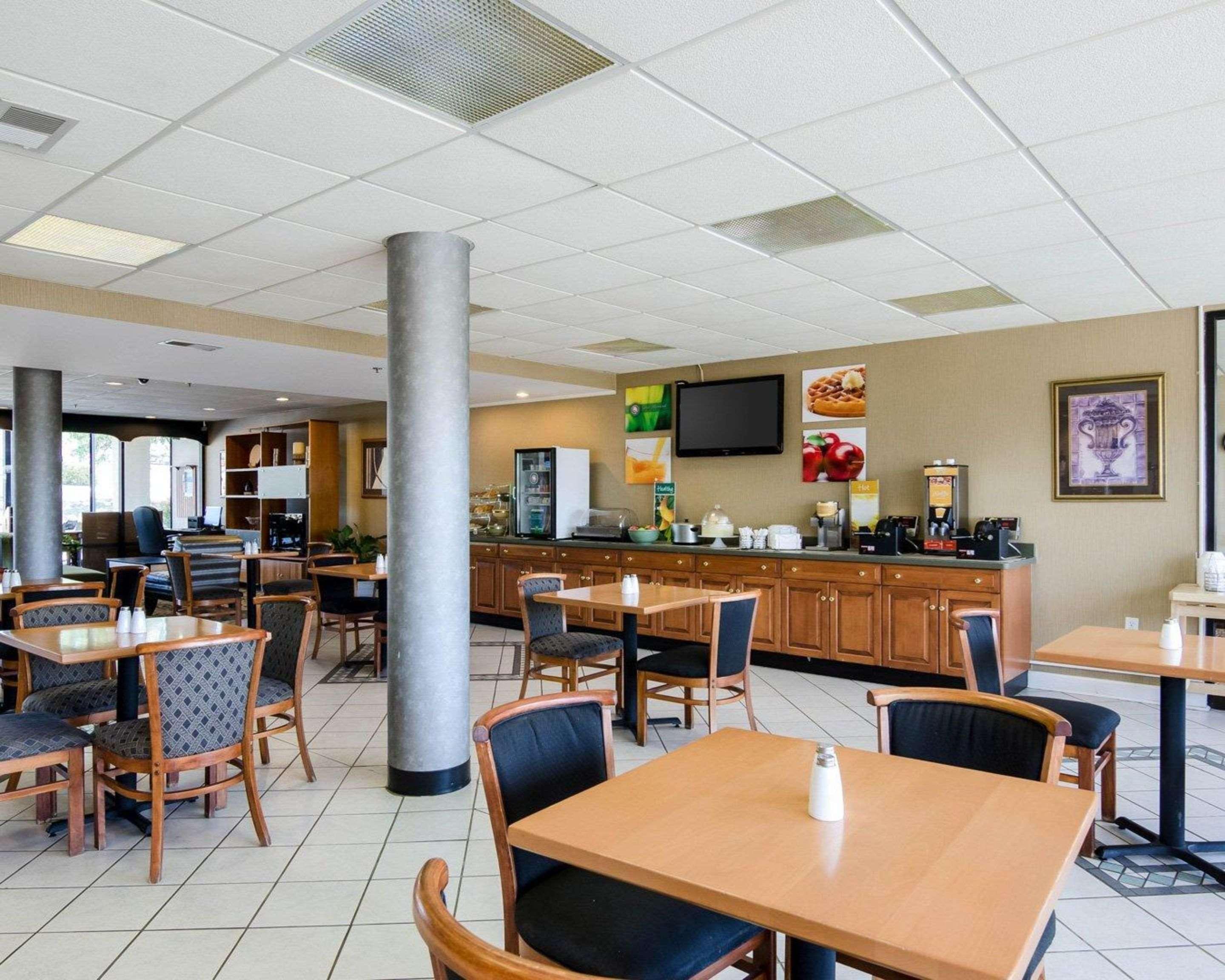 Quality Inn Troutville - Roanoke North Ngoại thất bức ảnh