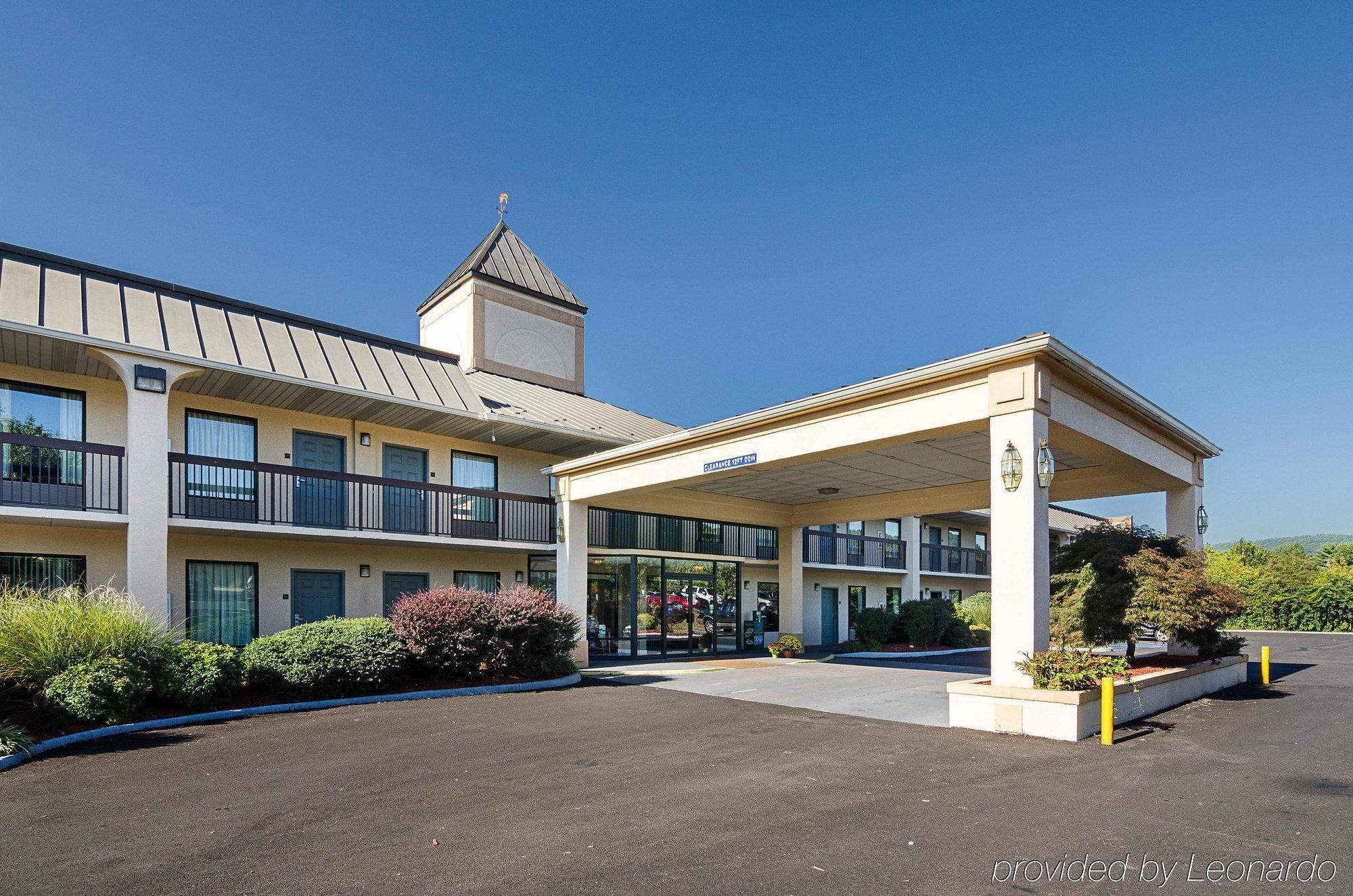 Quality Inn Troutville - Roanoke North Ngoại thất bức ảnh
