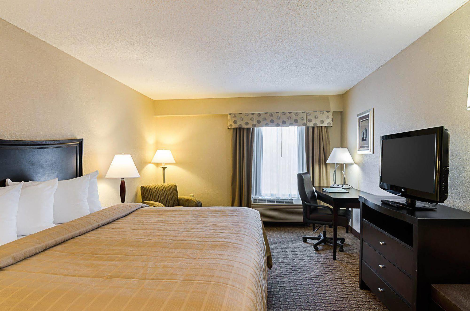 Quality Inn Troutville - Roanoke North Ngoại thất bức ảnh